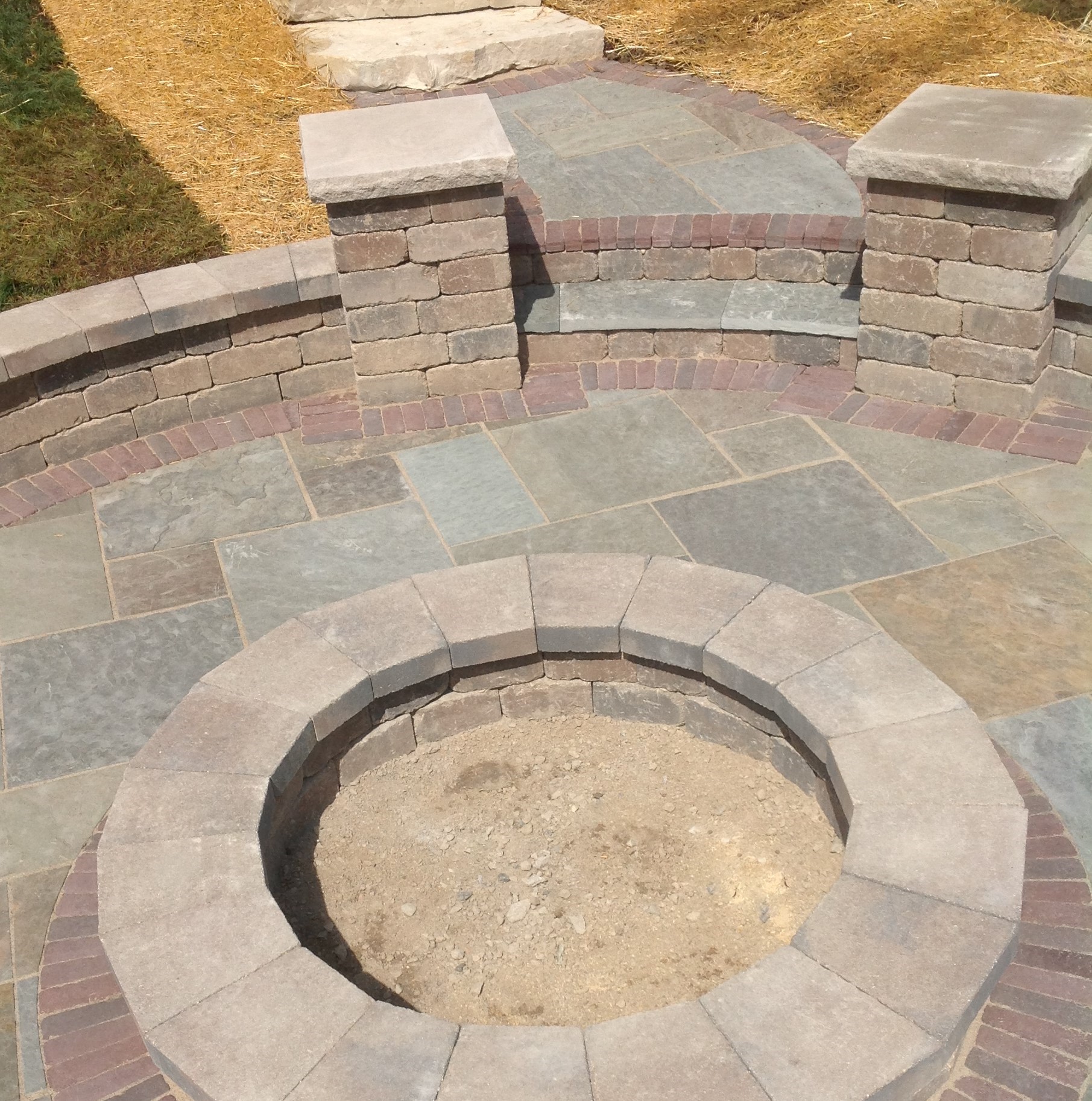 Sheetz Landscaping Barrington Firepit Contractor, Crystal Lake