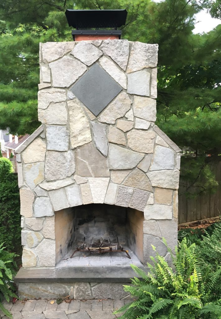 UNILOCK STONES FIRE PLACE