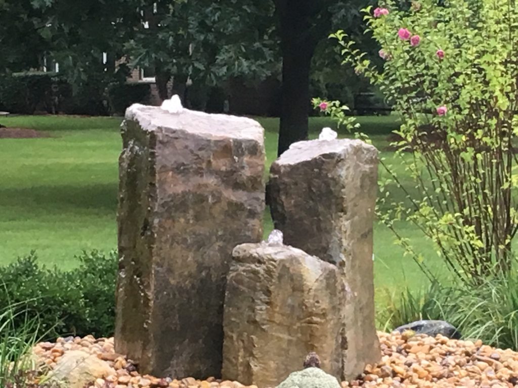 OUTDOOR LANDSCAPE WATER FEATURE LARGE UPRIGHT STONES