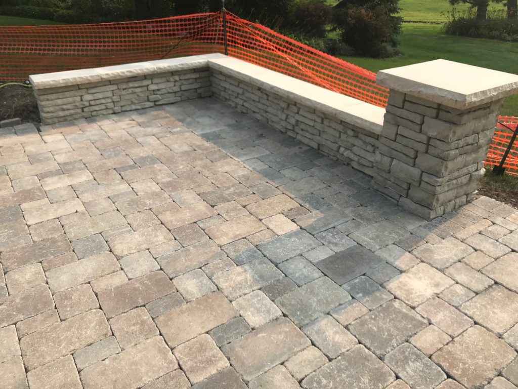 Hardscape patio in Barrington, Illinois Sheetz